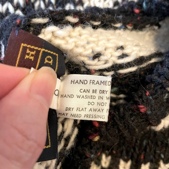 Joseph Abboud Chunky Knit Fair Isle Crewneck Sweater Black Cream Size S Wool - Picture 11 of 12